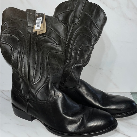 NEW DINGO Montana round toe black boot men’s sz 8.(O19)